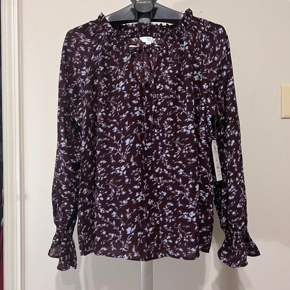 Time and Tru Tops - Burgundy Wine long sleeve Floral Flowy Ruffle Blouse Women M 8-10  NWT